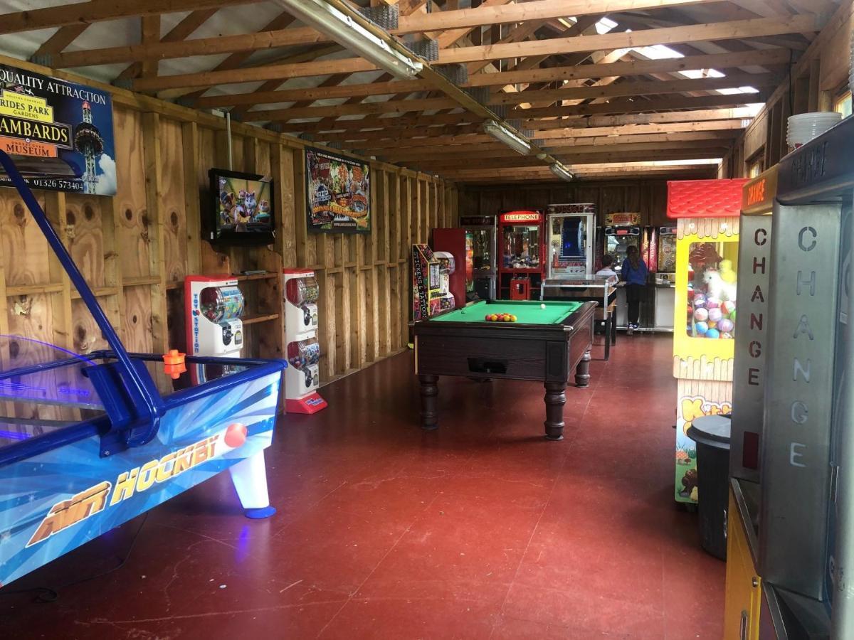 Polladras Holiday Park Helston Exterior foto